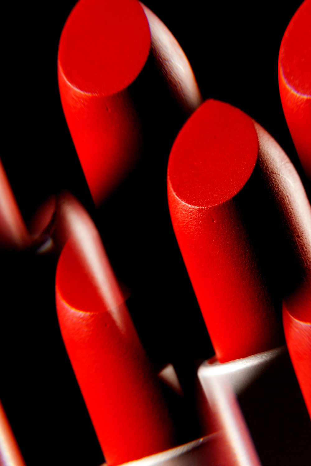 Top 10 Red Lipsticks for a Romantic Evening Out!