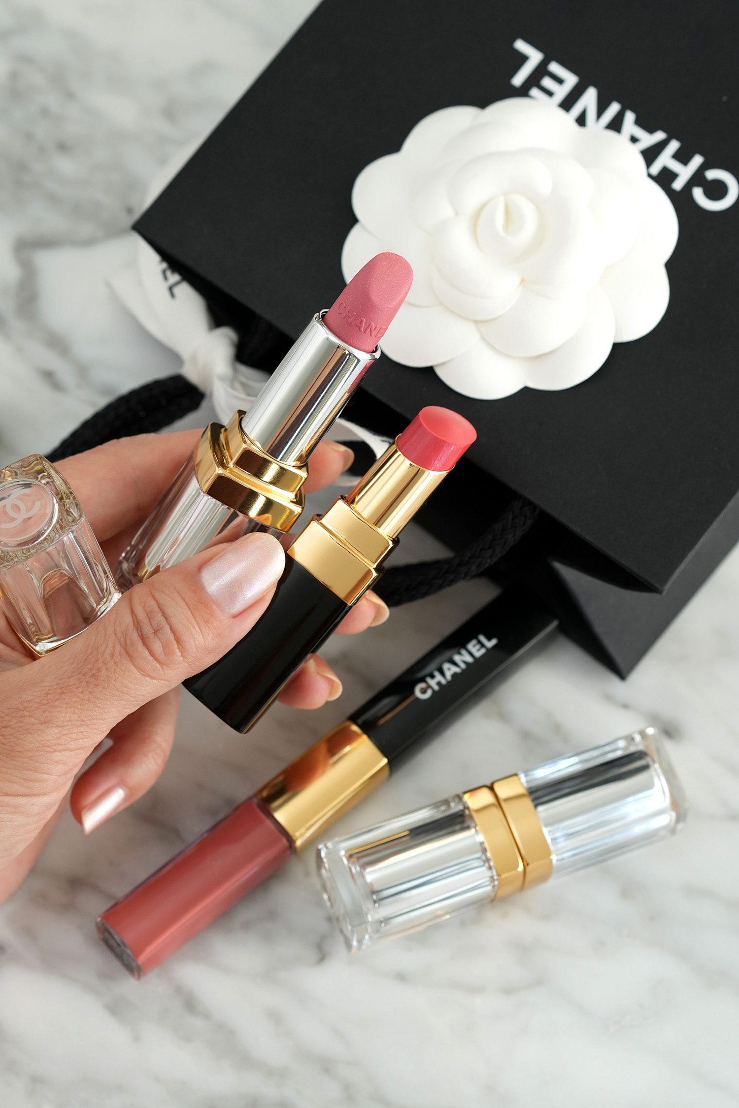 Chanel Lip Haul: 31 Le Rouge, Le Rouge Duo Ultra Tenue + Rouge Coco Flash Chanel Lip Haul: 31 Le Rouge, Le Rouge Duo Ultra Tenue + Rouge Coco Flash